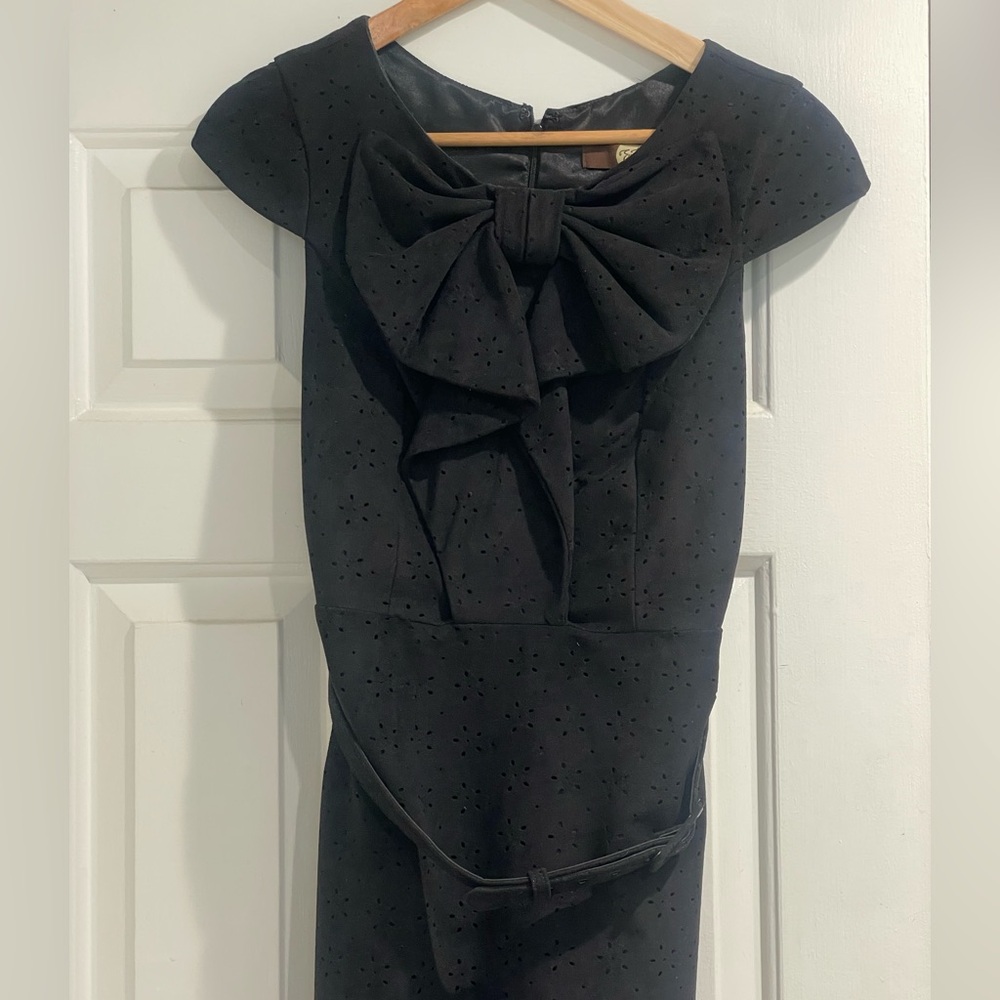 Eva Franco Black Dress with Stylish Bow
